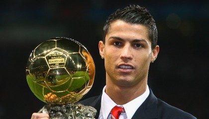 -中国足球举办全国青少年足球夏令营，中国足球举办全国青少年足球夏令营比赛