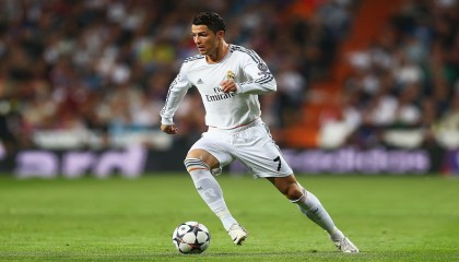 开云下载-球员训练：幕后训练揭秘提升技巧，幕后篮球