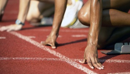 开云体育登录网站入口-纪录之夜：欧冠最年轻与最老球员纪录揭晓，欧冠最年轻进球