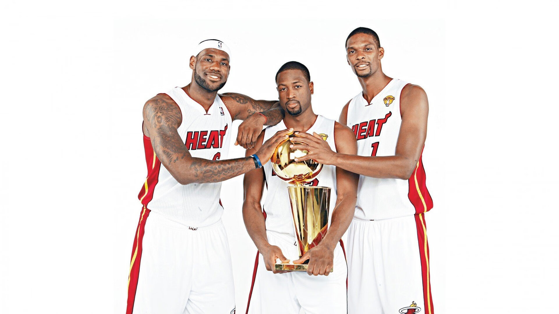 季后赛预热：关注焦点球队最新动态