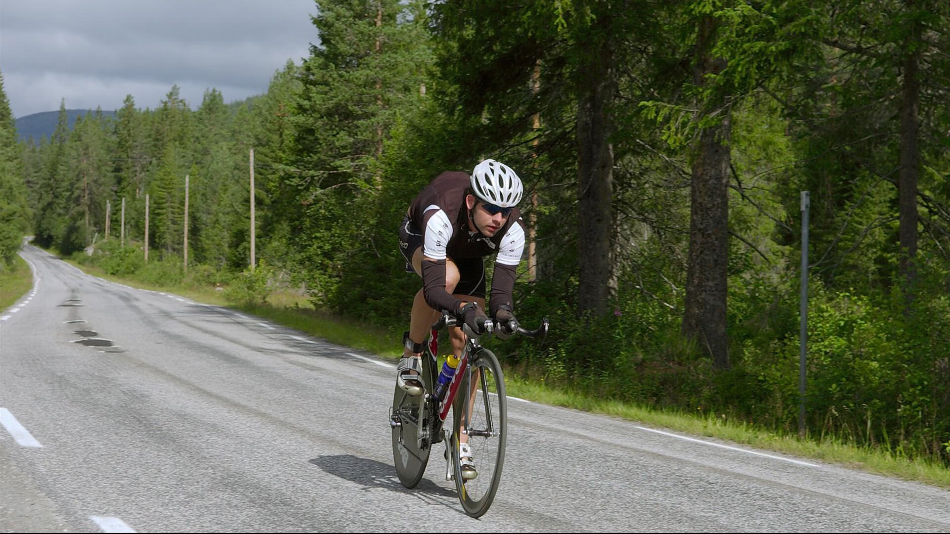 汽车拉力赛：荒野中的速度争霸，汽车拉力赛集锦